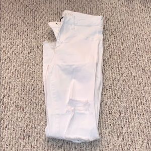 american eagle ripped white high rise jeggings
